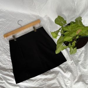Vintage Little Black Skirt ✨